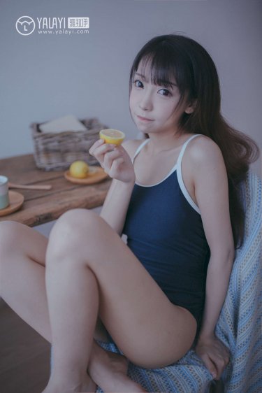 丝袜好紧…我要让麻麻舒服